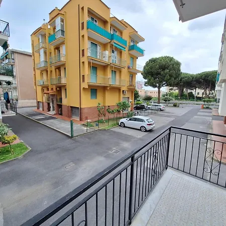 A 200metri Dal Mare Con Terrazza * Pietra Ligure